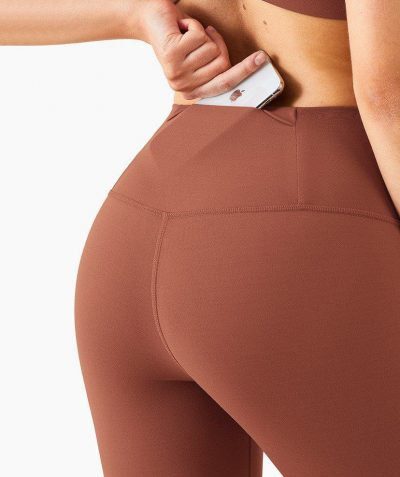 Aura Pocket Leggings cameo brown women’s activewear leggings