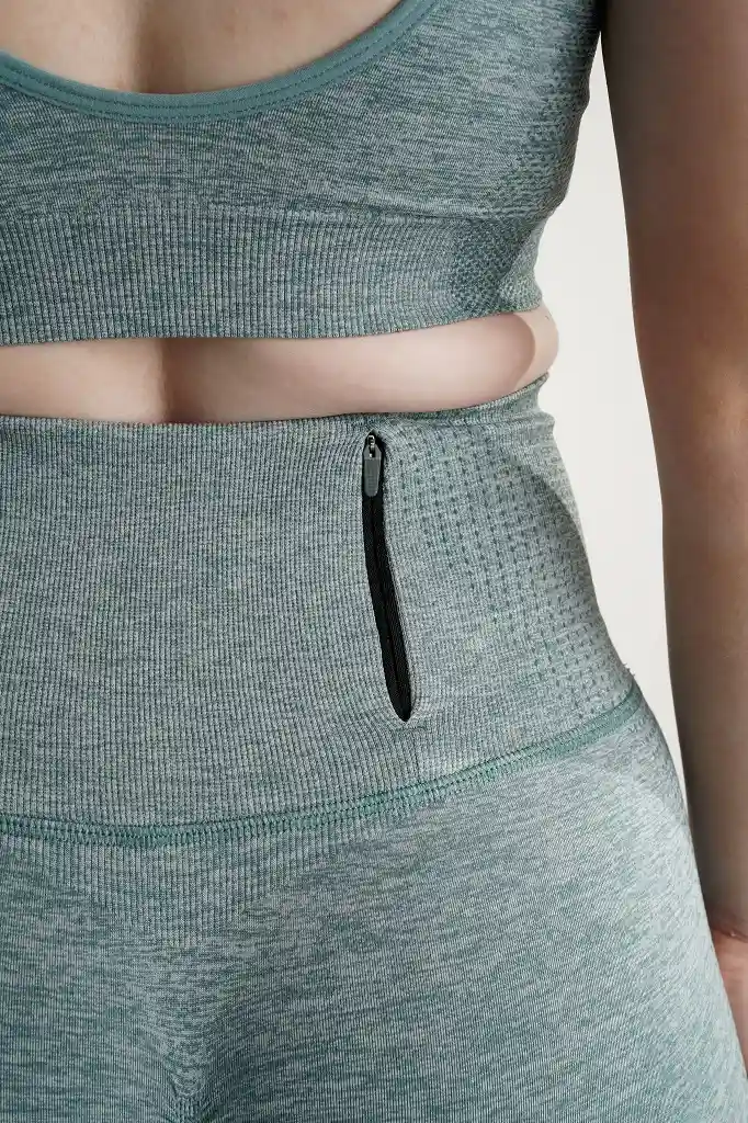 Alora Leggings – Women’s Activewear Leggings 5 Alora Leggings green detail view