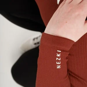 Otara Comfort Coffee Long Sleeve 9 Otara Comfort coffee long sleeve detail view