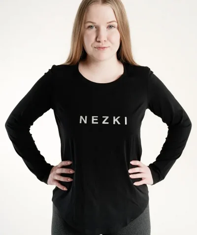 Unity LS Top black women’s activewear long sleeve